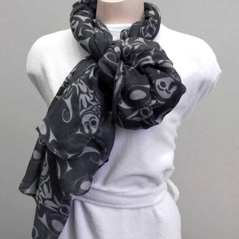 Kanata Voile Return of the Salmon Scarf in Grey